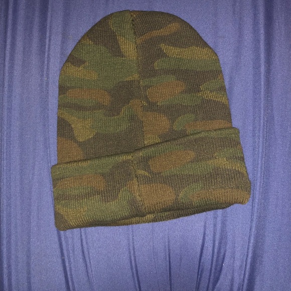 Camp Beanie - Picture 3 of 3